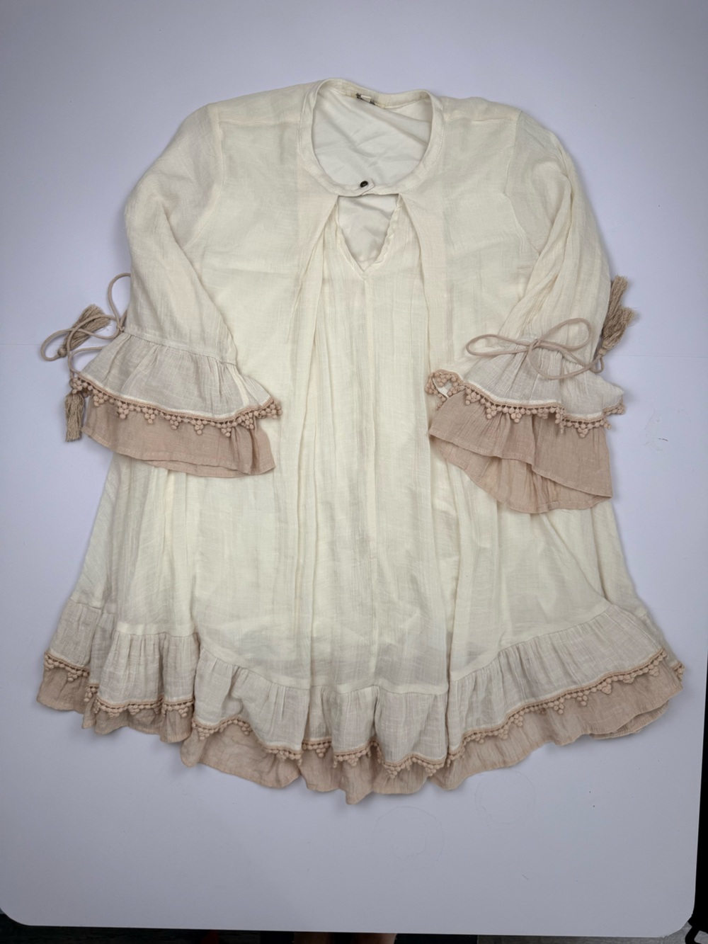 Umgee Boho Ruffle Mini Dress Pom Pom Trim Cottagecore Festival M Romantic - Picture 9 of 9